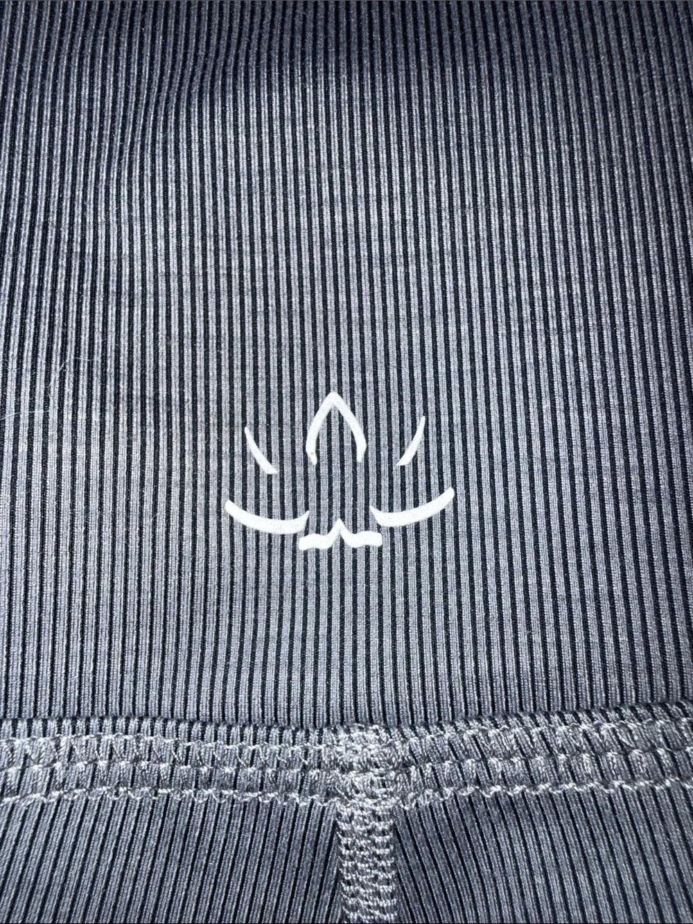 Beyond Yoga Ribbed Bike Shorts Grey Small S EUC